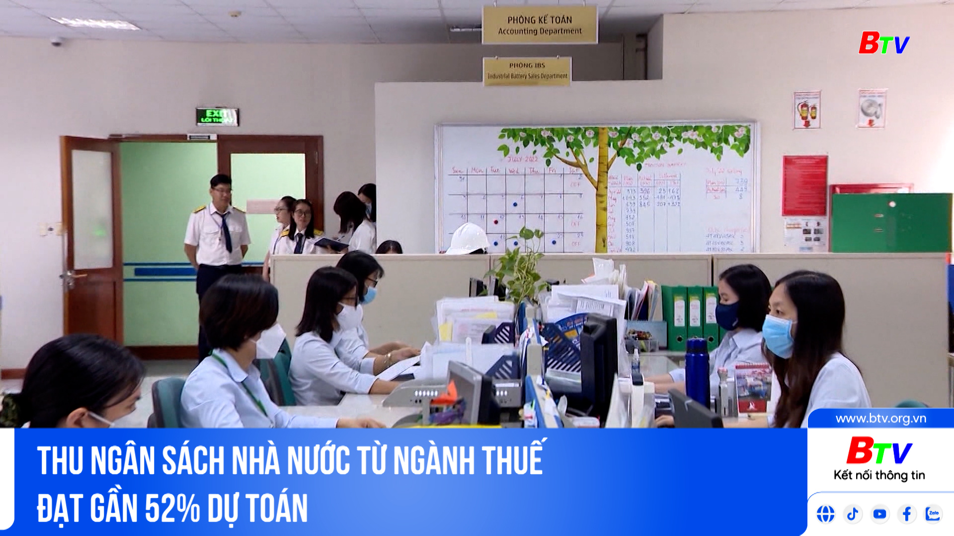 Thu ngân sách nhà nước từ ngành thuế đạt gần 52% dự toán